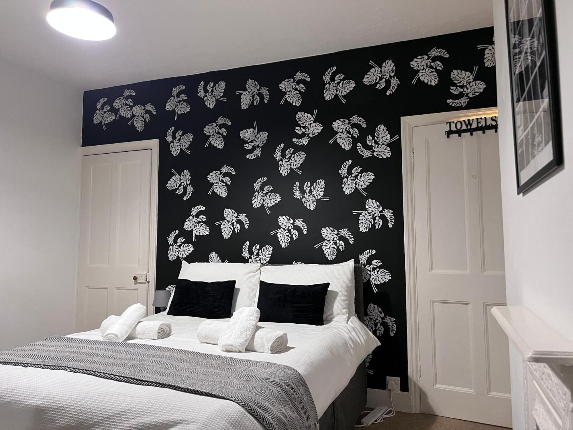 Visit Luton With 2 Bedroom - Sleeps 6 Casa vacanze Luton (Bedfordshire)